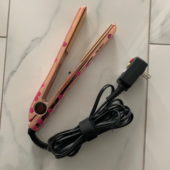 chi pink bubbly iron